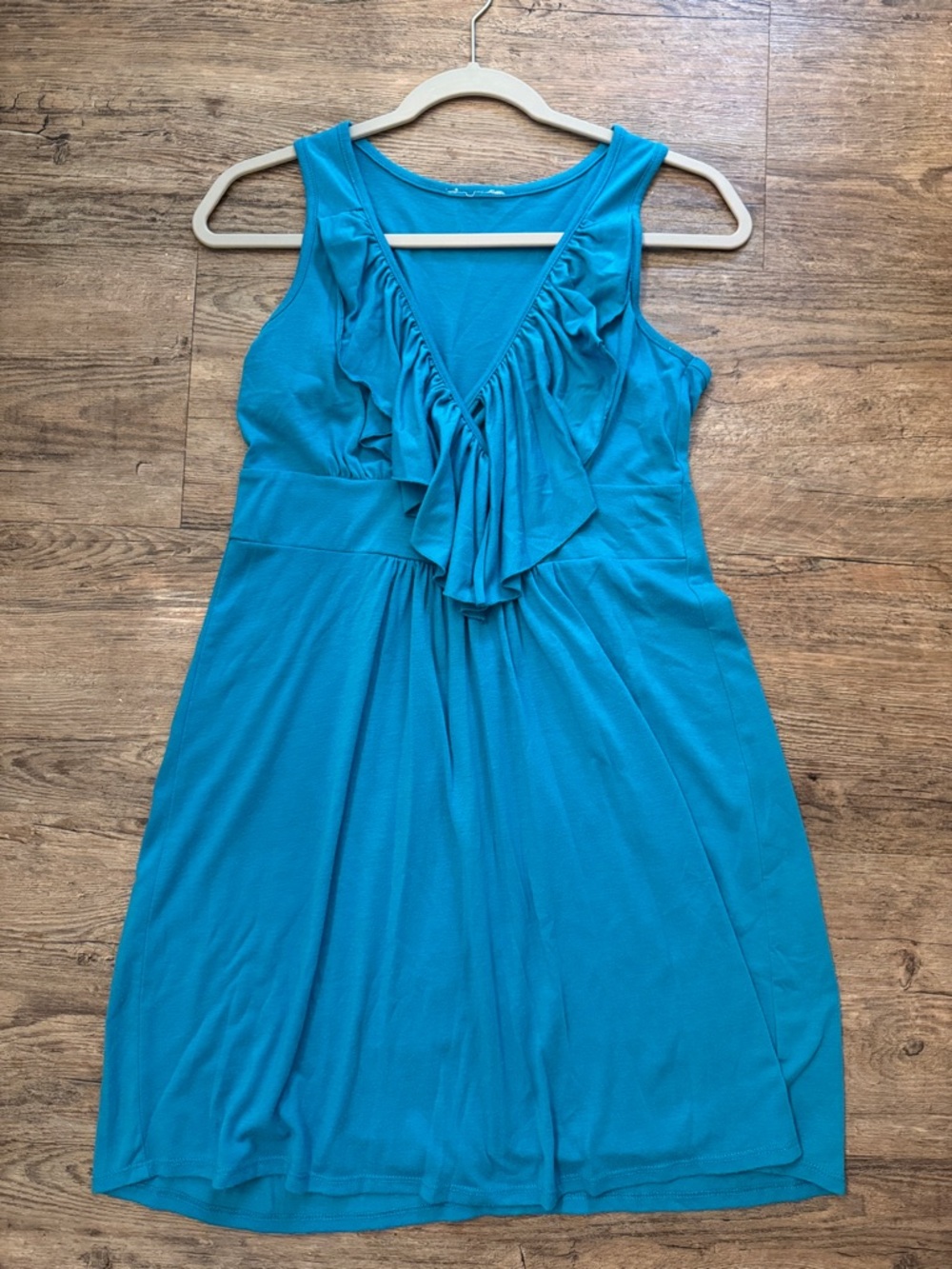 Ruffled V-Neck Sleeveless Midi Dress in Teal Blue